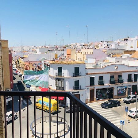 Apartamento En Pleno Centro Cerca De Sevilla Alcalá de Guadaira Esterno foto
