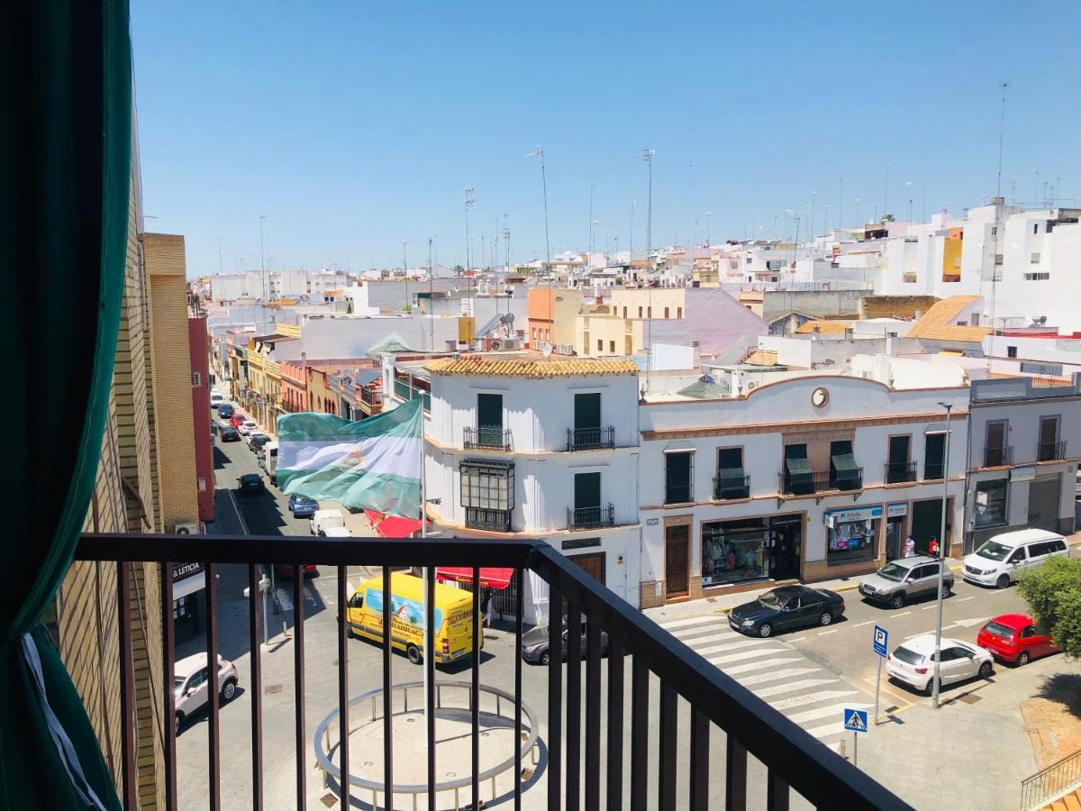 Apartamento En Pleno Centro Cerca De Sevilla Alcalá de Guadaira Esterno foto