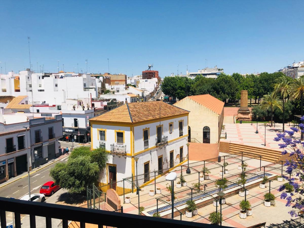 Apartamento En Pleno Centro Cerca De Sevilla Alcalá de Guadaira Esterno foto