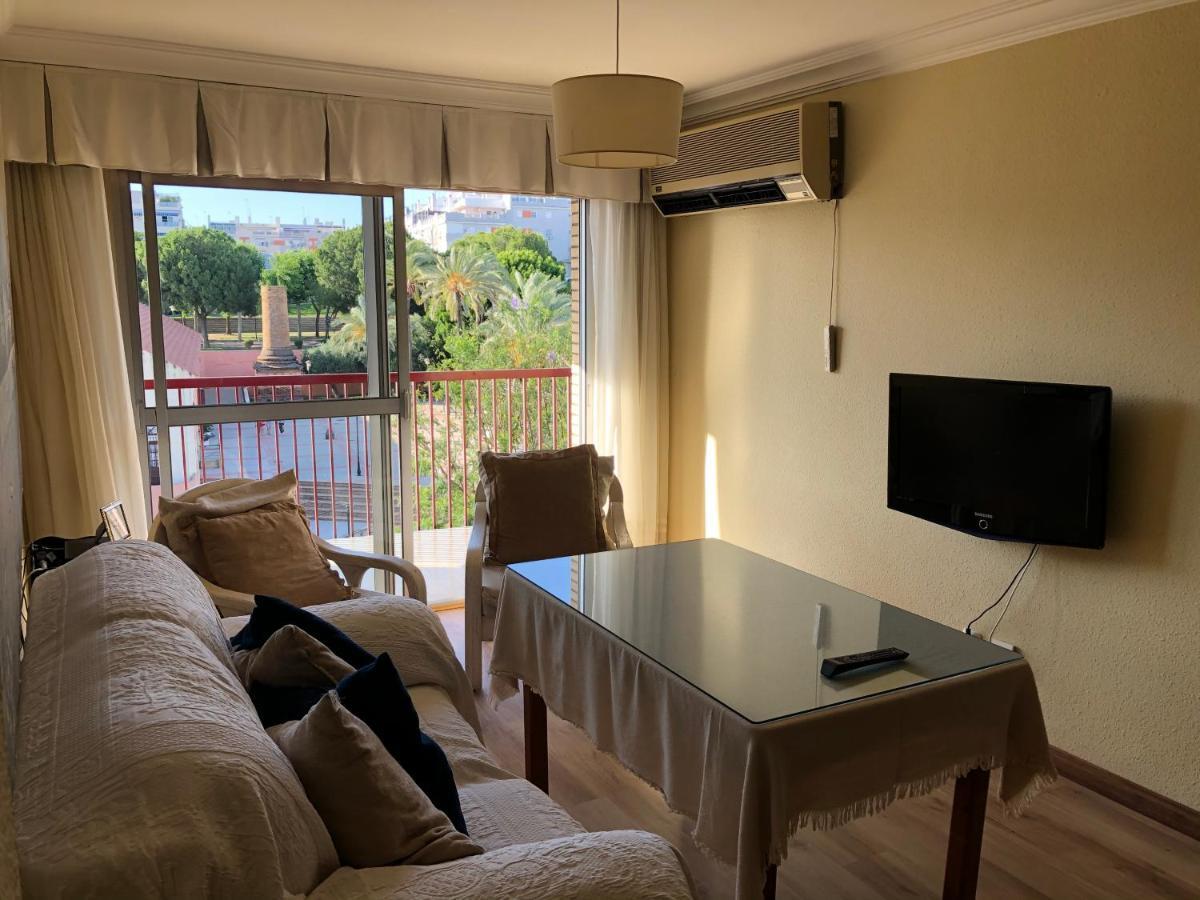 Apartamento En Pleno Centro Cerca De Sevilla Alcalá de Guadaira Esterno foto